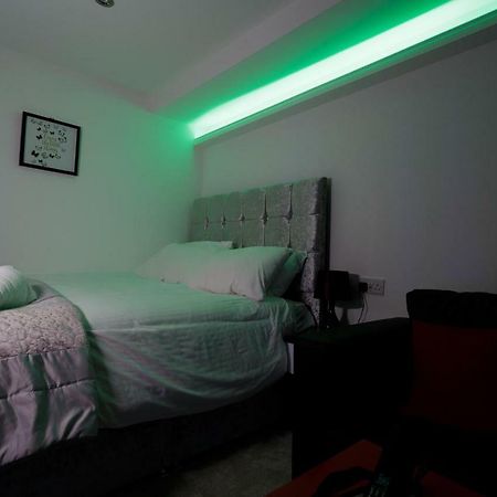 Clifton Bespoke Serviced Apartments ليدز المظهر الخارجي الصورة