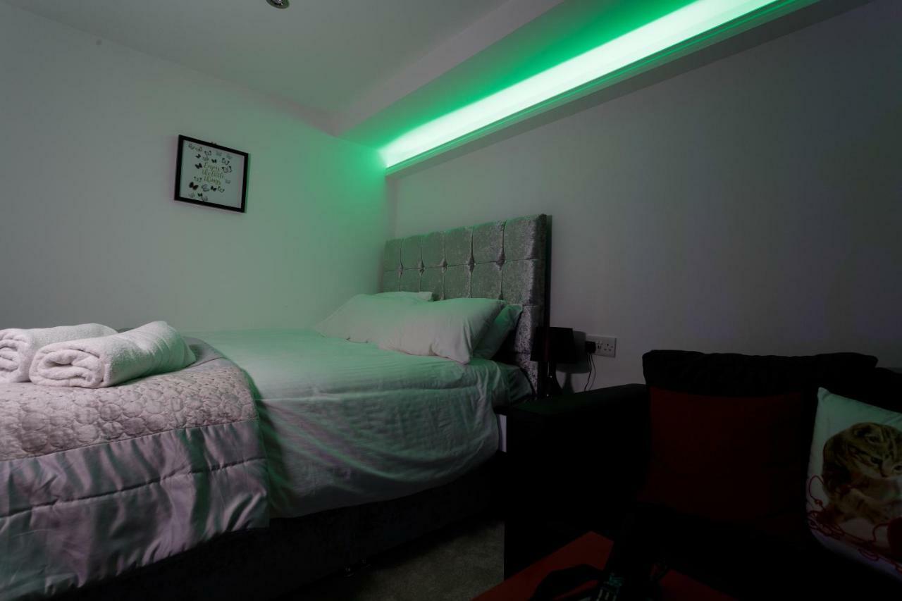 Clifton Bespoke Serviced Apartments ليدز المظهر الخارجي الصورة