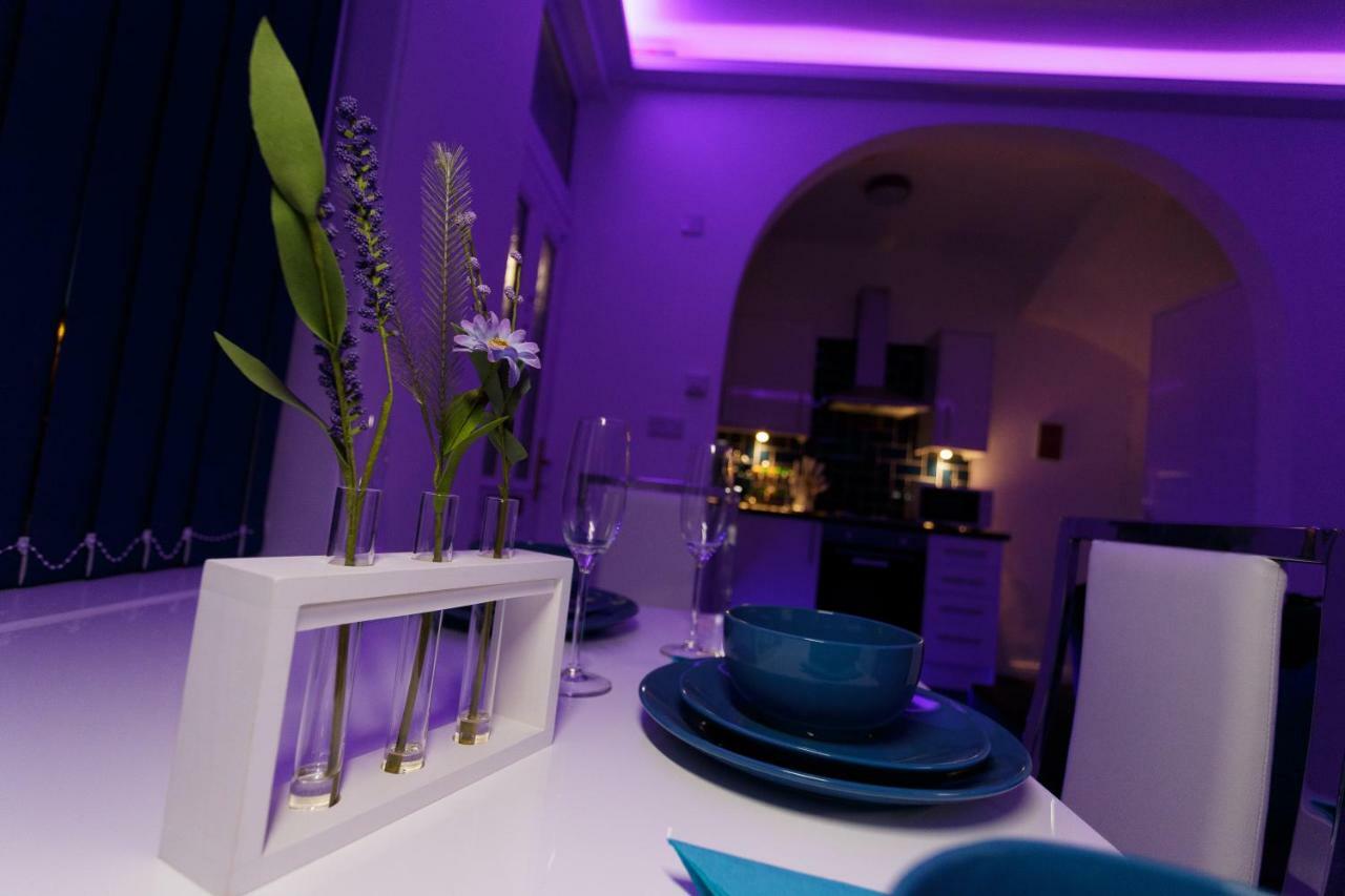 Clifton Bespoke Serviced Apartments ليدز المظهر الخارجي الصورة