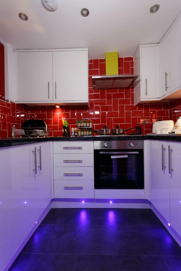 Clifton Bespoke Serviced Apartments ليدز المظهر الخارجي الصورة