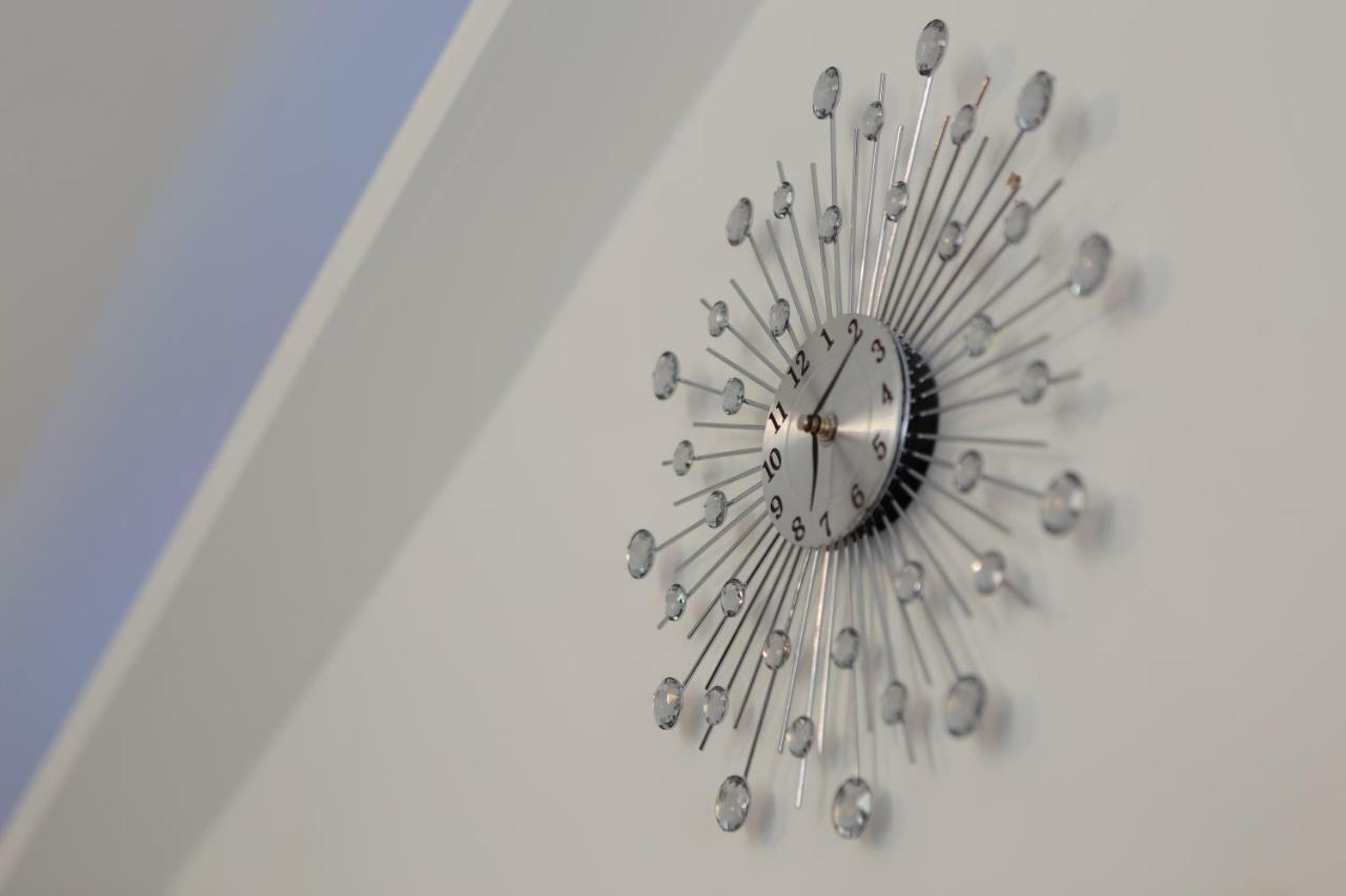 Clifton Bespoke Serviced Apartments ليدز المظهر الخارجي الصورة