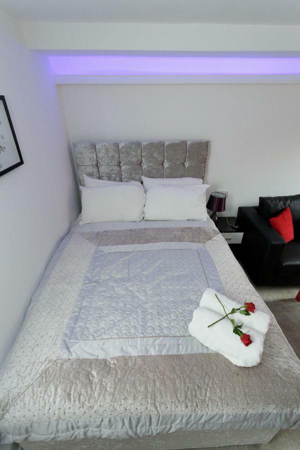 Clifton Bespoke Serviced Apartments ليدز المظهر الخارجي الصورة